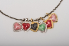 Material: Eisen / Stahl / Silber / Gold / Diamant / Rubin / Porzellan.