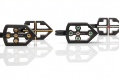 Material: Eisen / Silber / Gold / grüner Granat / Rubin / Diamant.